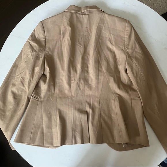 The Limited Tan Blazer - Picture 3 of 3
